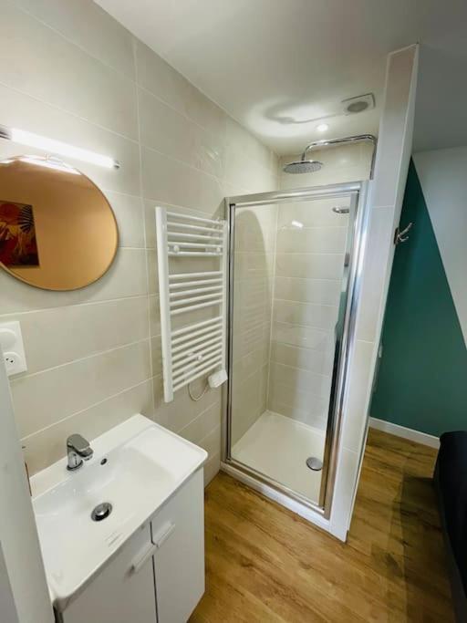 Le Belloc- Suberbe Appartement T1 Bis - Au Calme - Terrasse - Vue Jardin Agen Bagian luar foto