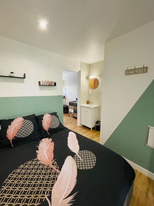 Le Belloc- Suberbe Appartement T1 Bis - Au Calme - Terrasse - Vue Jardin Agen Bagian luar foto